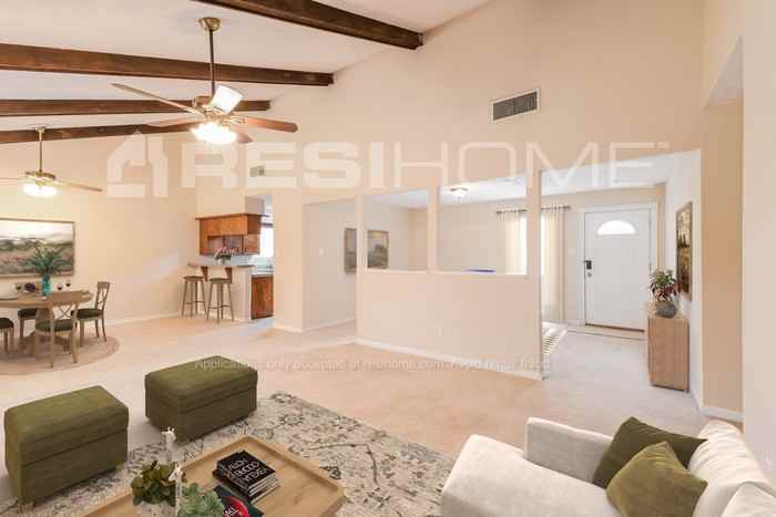 9827 Sageroyal Ln - Photo 5 of 16