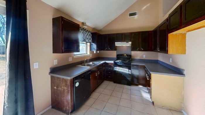 10400 Caton Pl - Photo 2 of 10