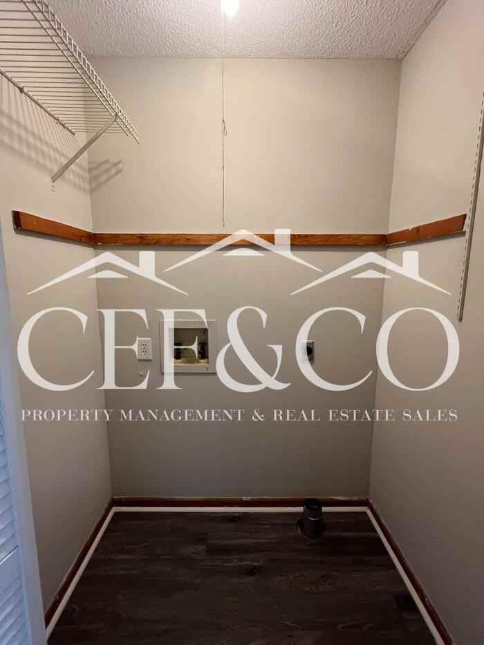 22 Rachel Ct #B - Photo 6 of 11