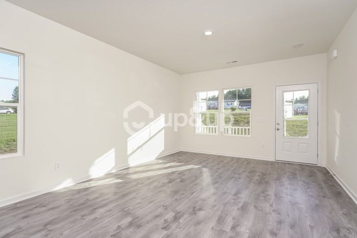 109 Pepperstone Dr - Photo 4 of 17