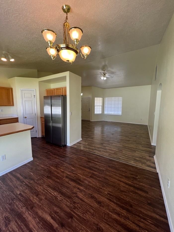 621 N Copper River Dr - Photo 7 of 31