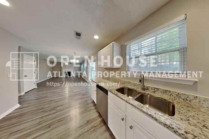 573 Grandview Cir - Photo 6 of 22