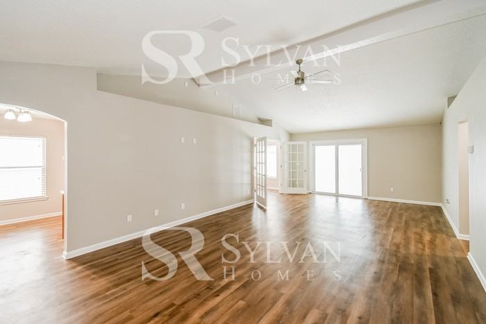 375 Brier Rose Ln - Photo 4 of 17