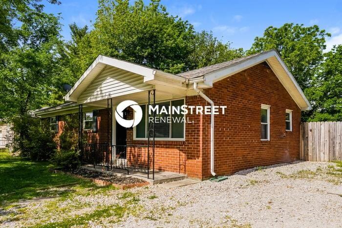 9716 Saturn Dr - Photo 2 of 16