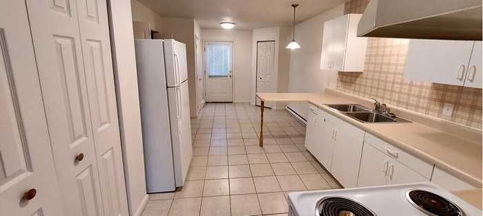 505 Maple St #505 - Photo 2 of 10