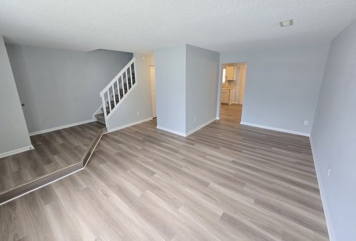 700 Wolftrap Ln - Photo 5 of 22