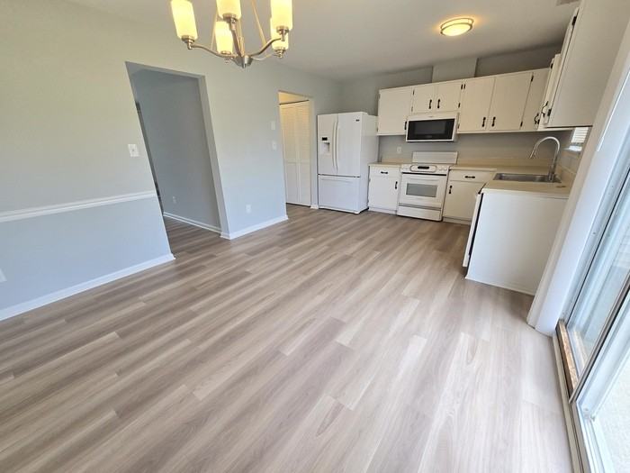 700 Wolftrap Ln - Photo 7 of 22