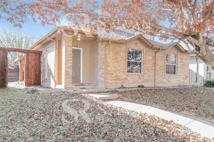 1016 Alameda Dr - Photo 4 of 17