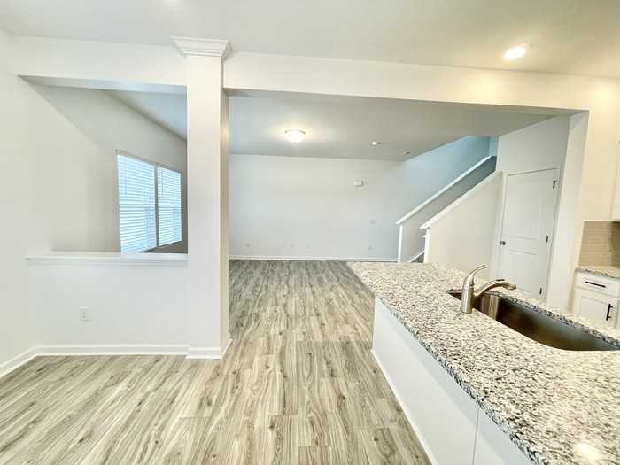 155 Lorcan Ln - Photo 6 of 14