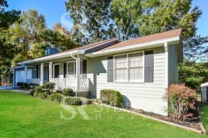 featured image of 2260 Hammond Ct