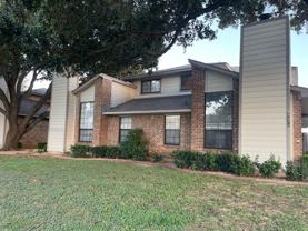 4371 Hulen Cir E #4371 - Photo 1 of 1