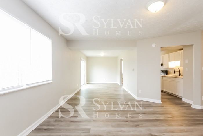 3943 Jason Ave - Photo 6 of 16