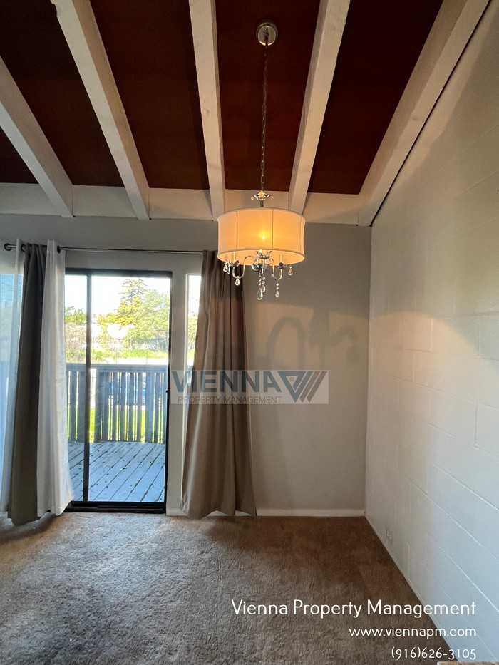 888 Woodside Ln E #12 - Photo 7 of 20