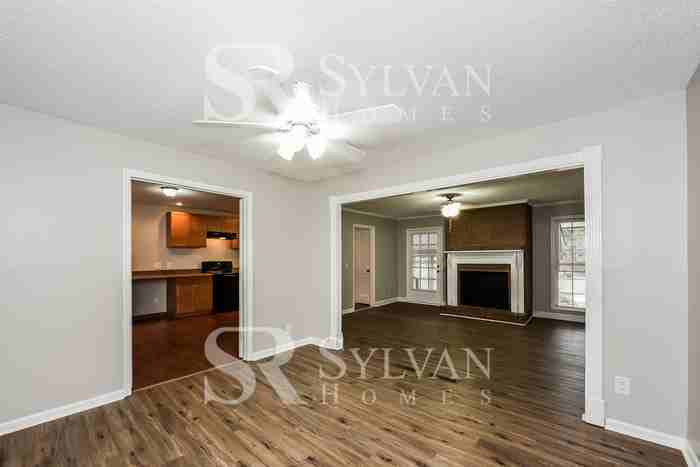 4014 Centurion Pass - Photo 4 of 16