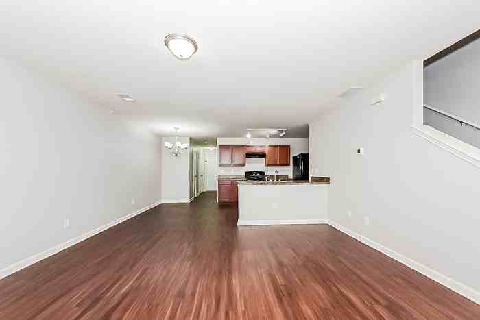 1535 Hydrangea Ln - Photo 5 of 17