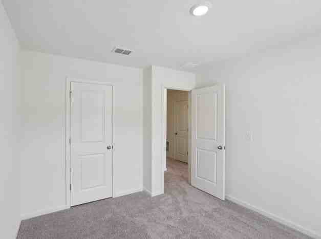 2532 Coventry St Sw - Photo 4 of 21