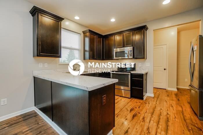 181 Honey Locust Ln - Photo 6 of 17