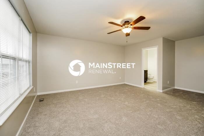 181 Honey Locust Ln - Photo 7 of 17