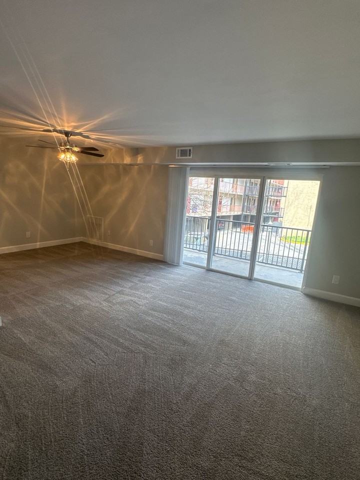 Hewitt Gardens Apartments - Photo 7 of 48