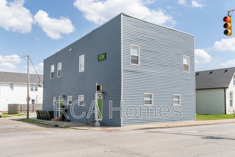 1601 S Meridian St - Photo 5 of 6