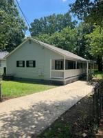 featured image of 2428 Palmetto St