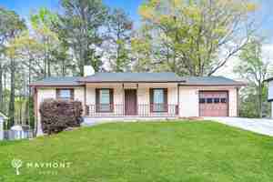 featured image of 2524 Holly Berry Trl