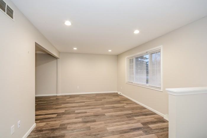 853 Meadow Ridge Dr - Photo 7 of 13