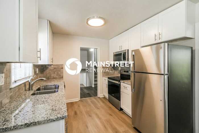 2101 Ann Ct Se - Photo 6 of 17