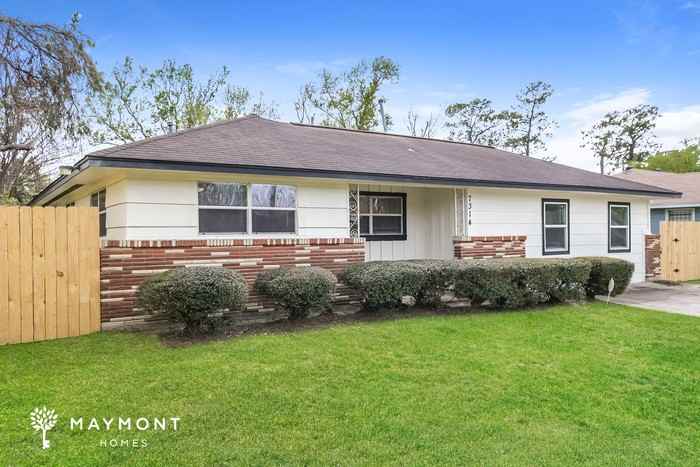 7314 Saunders Rd - Photo 3 of 12