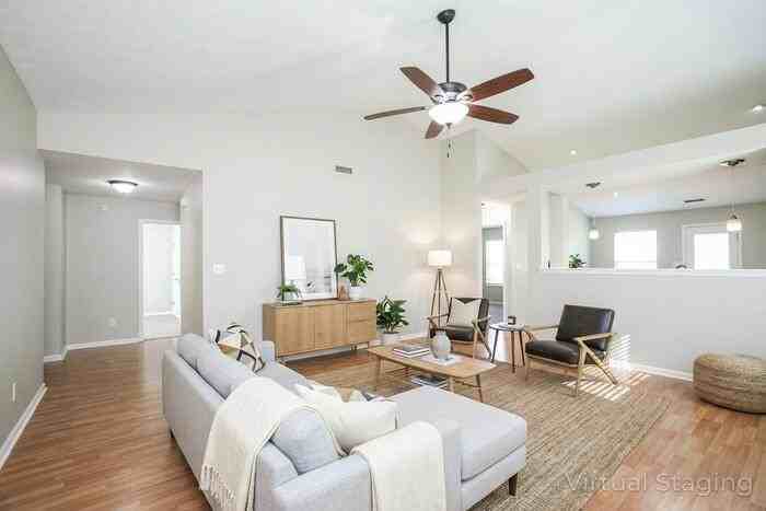 3236 Weller Dr - Photo 4 of 20