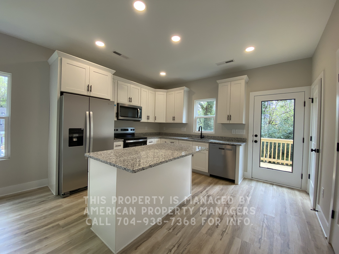 722 Elizabeth Ave - Photo 3 of 12