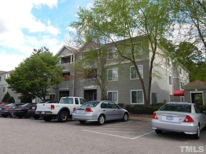 1341 Crab Orchard Dr - Photo 2 of 23