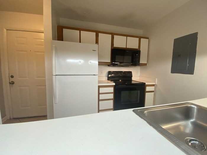 1341 Crab Orchard Dr - Photo 5 of 23