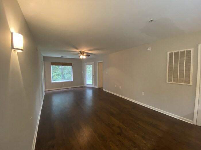 1341 Crab Orchard Dr - Photo 6 of 23