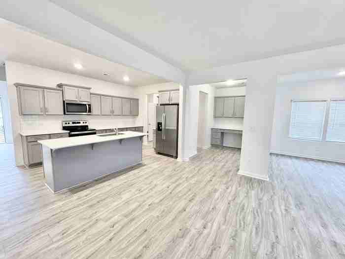 119 Gaelic Dr - Photo 2 of 10