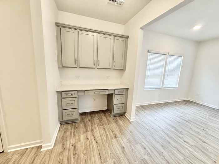 119 Gaelic Dr - Photo 4 of 10