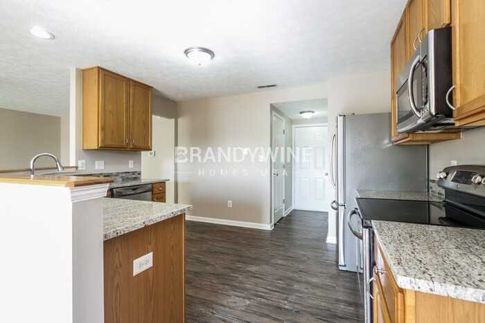 2733 Dawnlake Dr - Photo 7 of 20