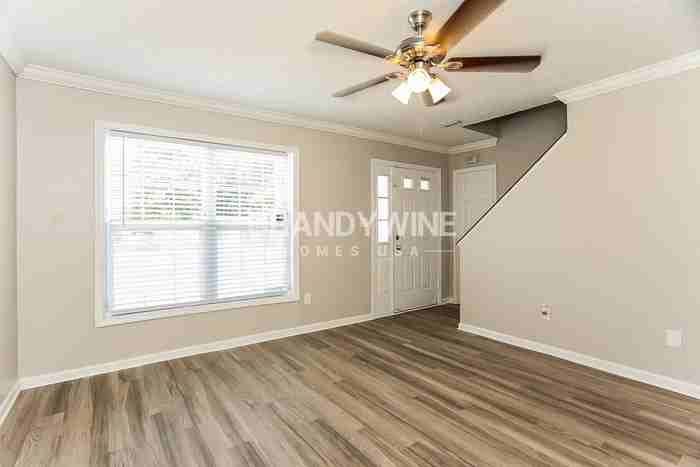 3712 Forest Blvd - Photo 3 of 18