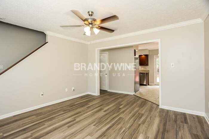 3712 Forest Blvd - Photo 4 of 18