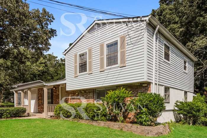 3429 Navaho Trl Se - Photo 3 of 16