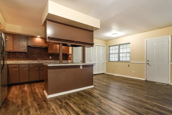 3232 Bluebell Ln - Photo 4 of 8