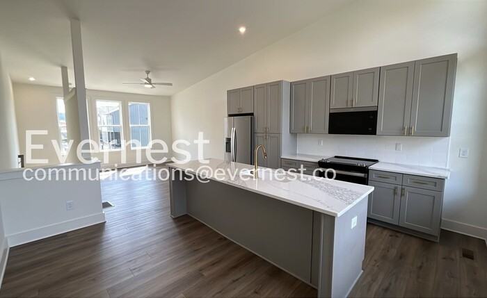 724 Belletrace Cir - Photo 3 of 22