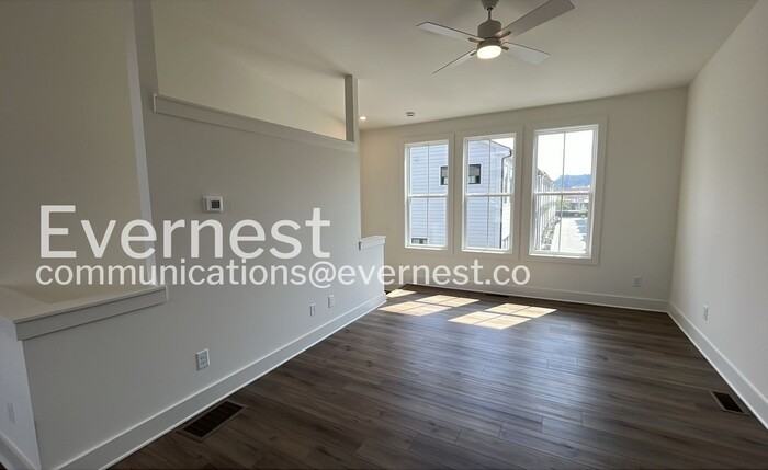 724 Belletrace Cir - Photo 4 of 22