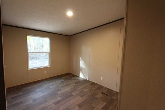 3091 Shannon Rd - Photo 5 of 14