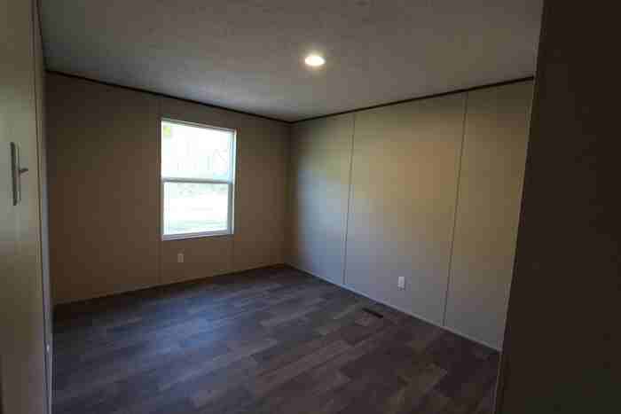 3091 Shannon Rd - Photo 7 of 14