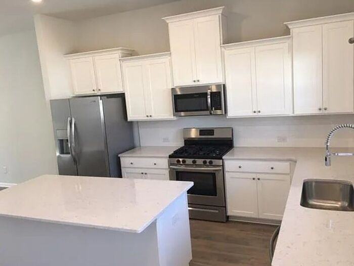 365 Spindlewood Way - Photo 3 of 9