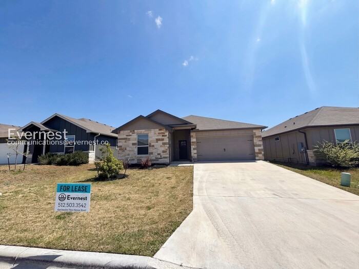 2211 Hornbeam St - Photo 2 of 19