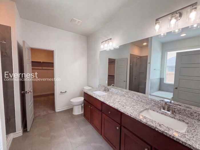 854 Freedom Cir - Photo 5 of 21