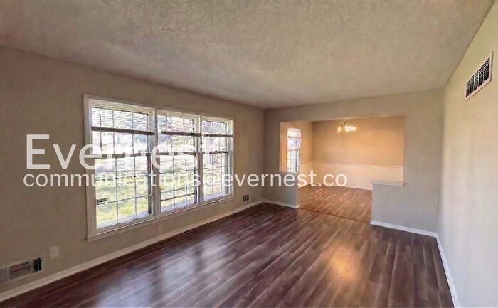 13002 Crystal Ave - Photo 7 of 33