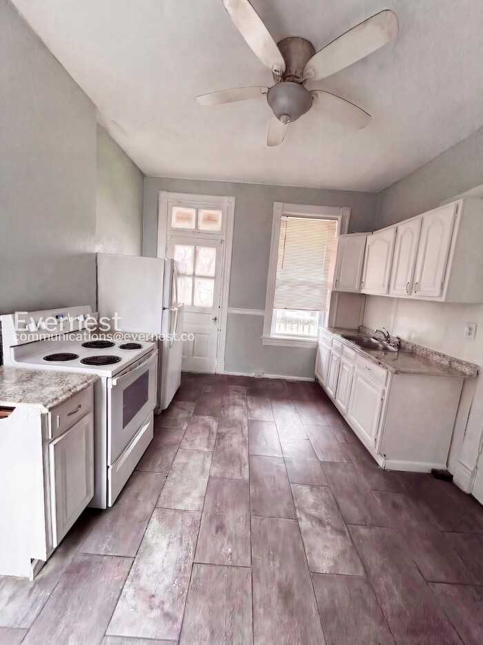 4127 Oregon Ave #2F - Photo 3 of 20